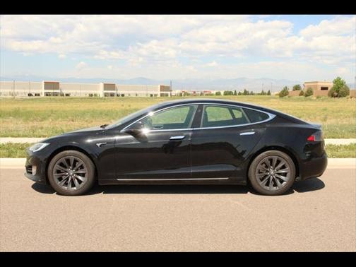2018 Tesla Model S Long Range