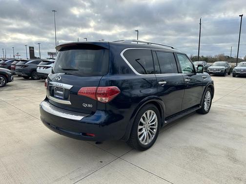 2015 INFINITI QX80 Base