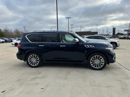 2015 INFINITI QX80 Base