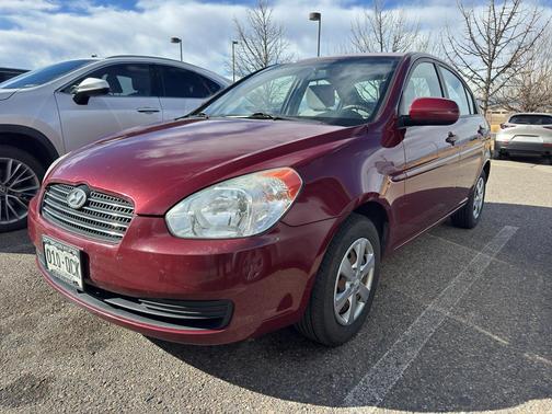 2010 Hyundai Accent GLS