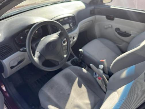 2010 Hyundai Accent GLS