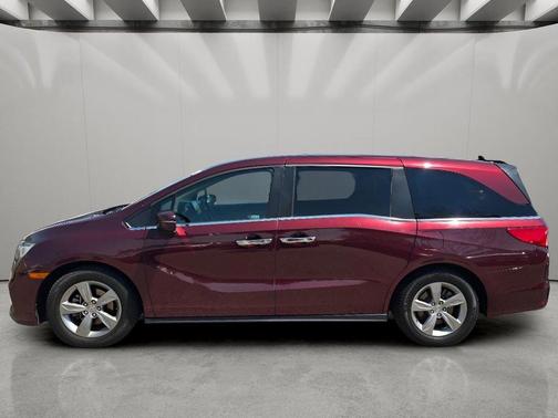 Deep Scarlet Pearl 2018 Honda Odyssey EX-L