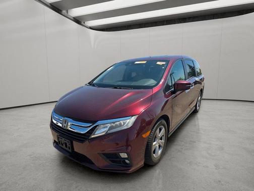 Deep Scarlet Pearl 2018 Honda Odyssey EX-L