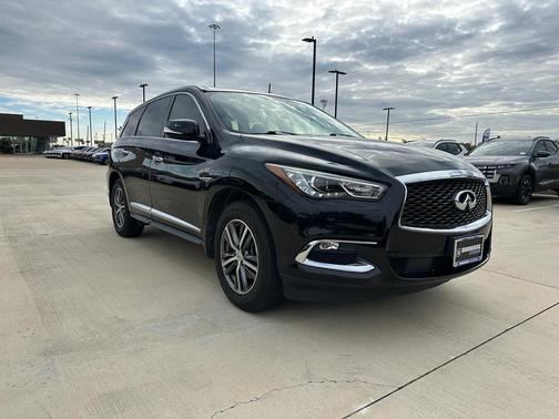 2017 INFINITI QX60 Base