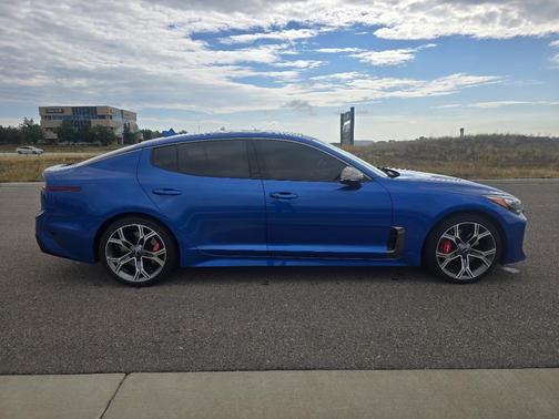 2021 Kia Stinger GT2