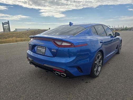 2021 Kia Stinger GT2