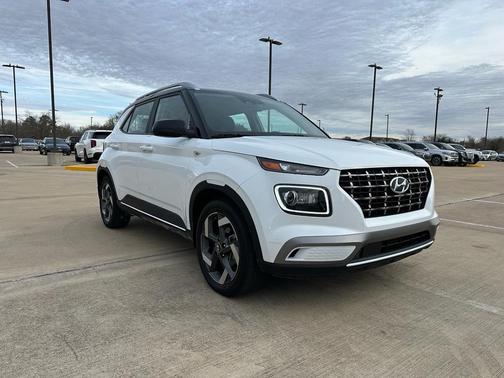 2025 Hyundai VENUE Limited