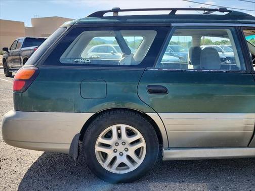 2001 Subaru Outback Base
