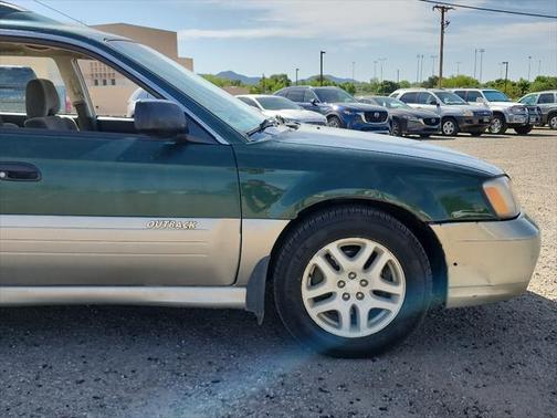 2001 Subaru Outback Base