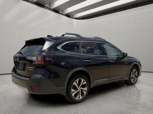 Crystal Black Silica 2020 Subaru Outback Touring