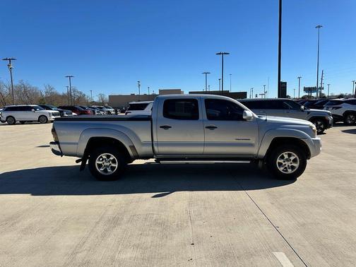 2005 Toyota Tacoma PreRunner Double Cab