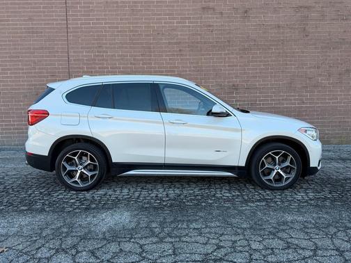 2017 BMW X1 xDrive 28i