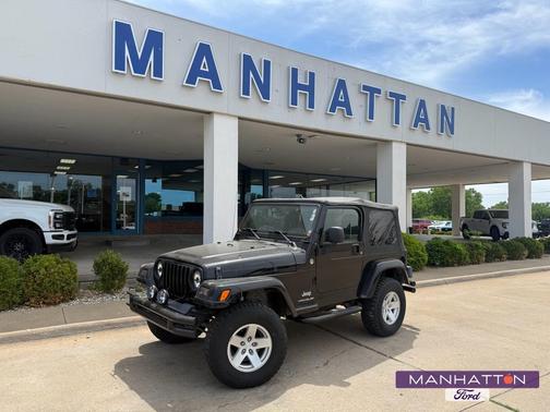 Black Clearcoat/Medium Gray Soft Top 2005 Jeep Wrangler X