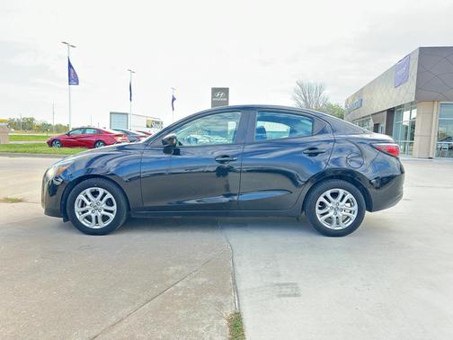 2016 Scion iA Base