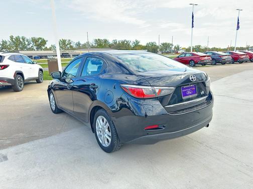 2016 Scion iA Base