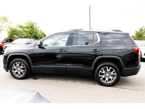 2023 GMC Acadia AWD SLT