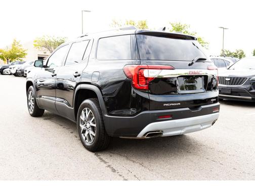 2023 GMC Acadia AWD SLT