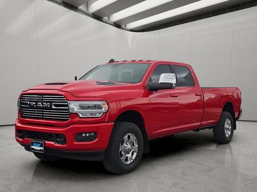 2023 RAM 2500 Laramie Crew Cab 4x4 8' Box