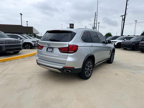 Glacier Silver Metallic 2018 BMW X5 sDrive35i
