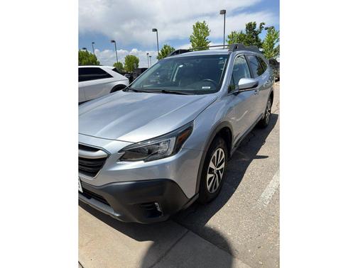 Ice Silver Metallic 2022 Subaru Outback Premium