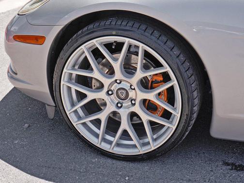 Machine Silver Metallic 2007 Chevrolet Corvette Base