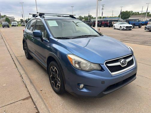 Quartz Blue Pearl 2014 Subaru XV Crosstrek 2.0i Limited