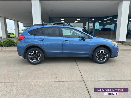 Quartz Blue Pearl 2014 Subaru XV Crosstrek 2.0i Limited
