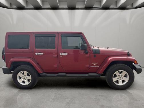 2012 Jeep Wrangler Unlimited Sahara