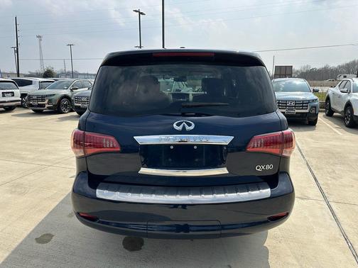 2015 INFINITI QX80 Base