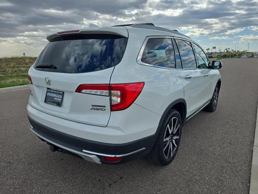 2021 Honda Pilot Touring 8-Passenger