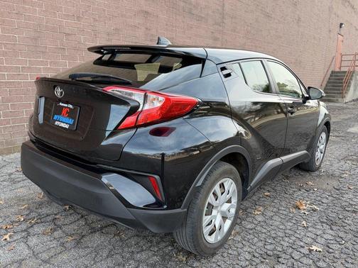 2019 Toyota C-HR LE