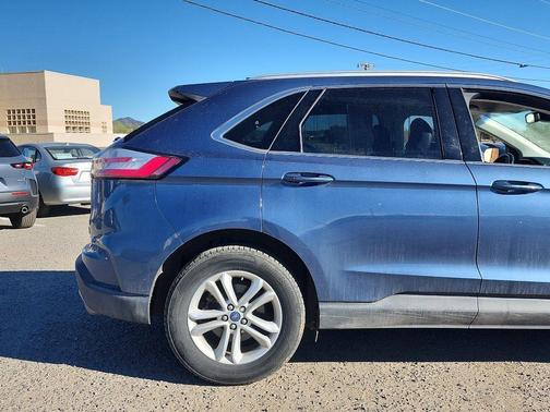BLUE METALLIC 2019 Ford Edge SEL