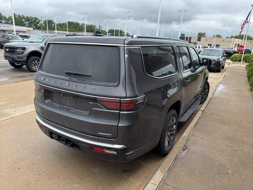 Baltic Gray Metallic Clearcoat 2024 Jeep Wagoneer L Series II