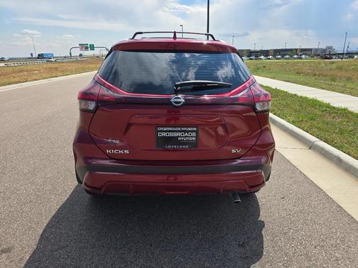 2023 Nissan Kicks SV