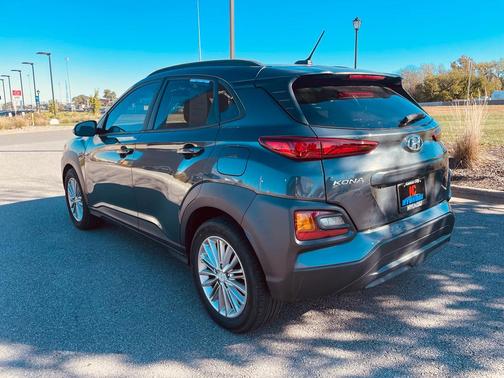 2020 Hyundai KONA SEL