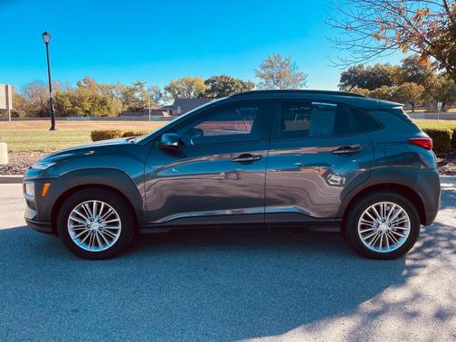 2020 Hyundai KONA SEL
