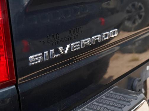 Shadow Gray Metallic 2020 Chevrolet Silverado 1500 LT