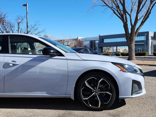 2024 Nissan Altima SR FWD