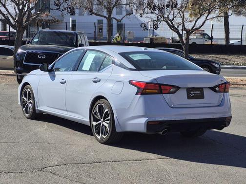 2024 Nissan Altima SR FWD