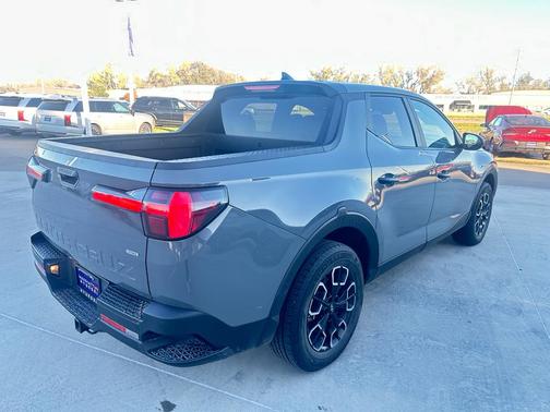 2023 Hyundai SANTA CRUZ SE