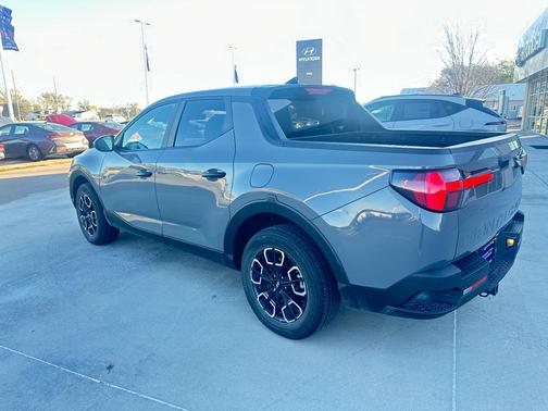 2023 Hyundai SANTA CRUZ SE