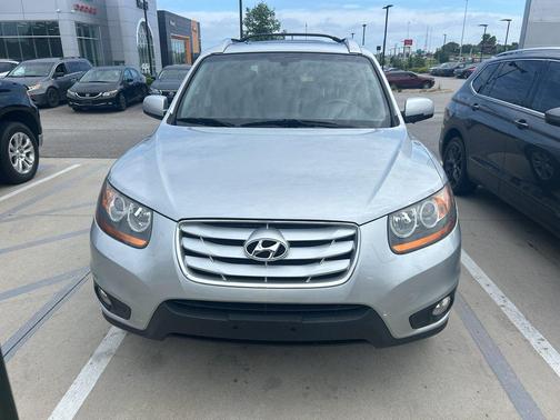 Radiant Silver 2010 Hyundai SANTA FE Limited