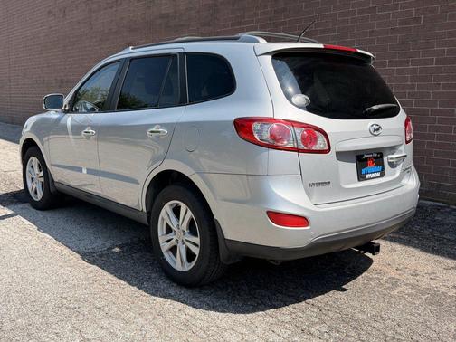 Radiant Silver 2010 Hyundai SANTA FE Limited