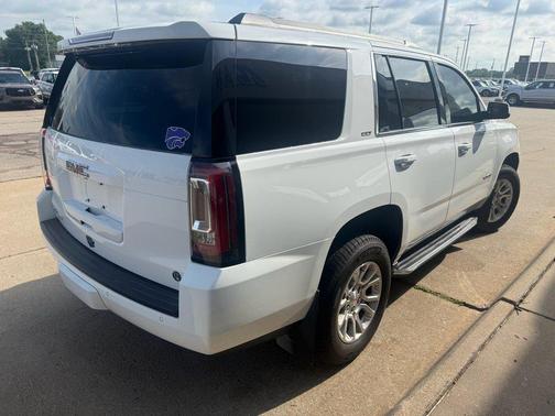 Summit White 2018 GMC Yukon SLT