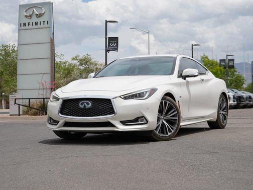 Majestic White 2018 INFINITI Q60 3.0T LUXE