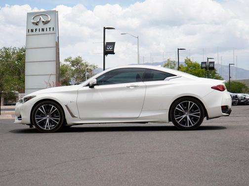 Majestic White 2018 INFINITI Q60 3.0T LUXE
