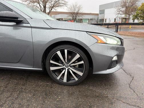 2020 Nissan Altima SR FWD