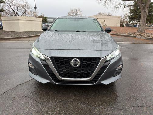 2020 Nissan Altima SR FWD