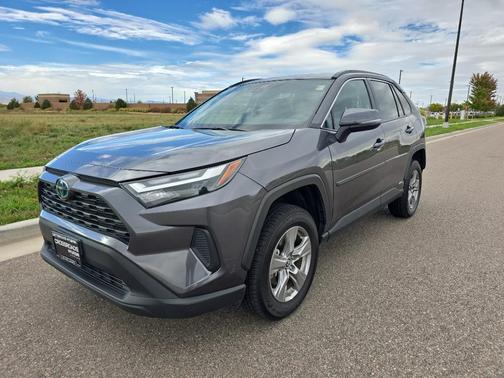2024 Toyota RAV4 Hybrid LE