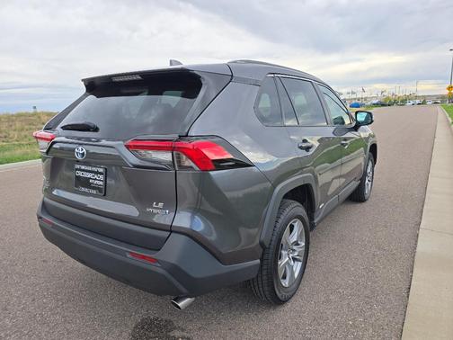 2024 Toyota RAV4 Hybrid LE
